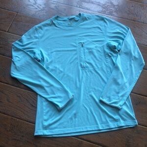 Patagonia Top - Size Small